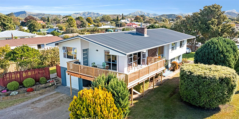12 Banks Street, Tolaga Bay