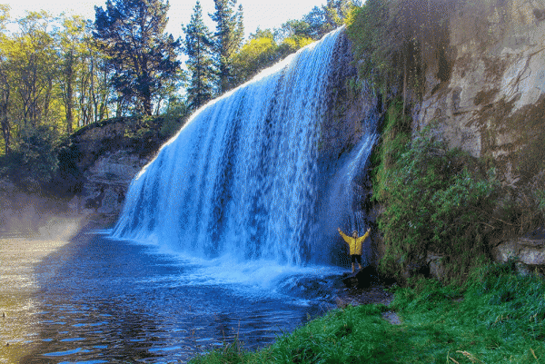 IMG 0665 JIM Waterfall mx Copy 1000px 15fps 4